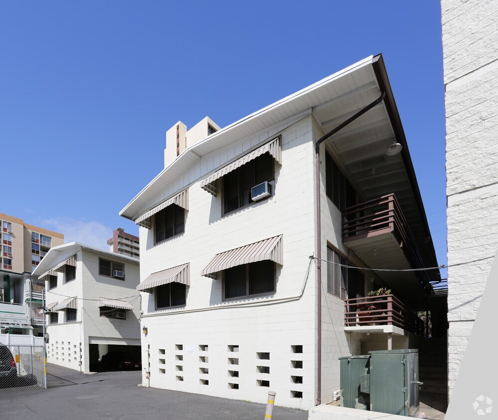 Building Photo - 819-821 Kinau St