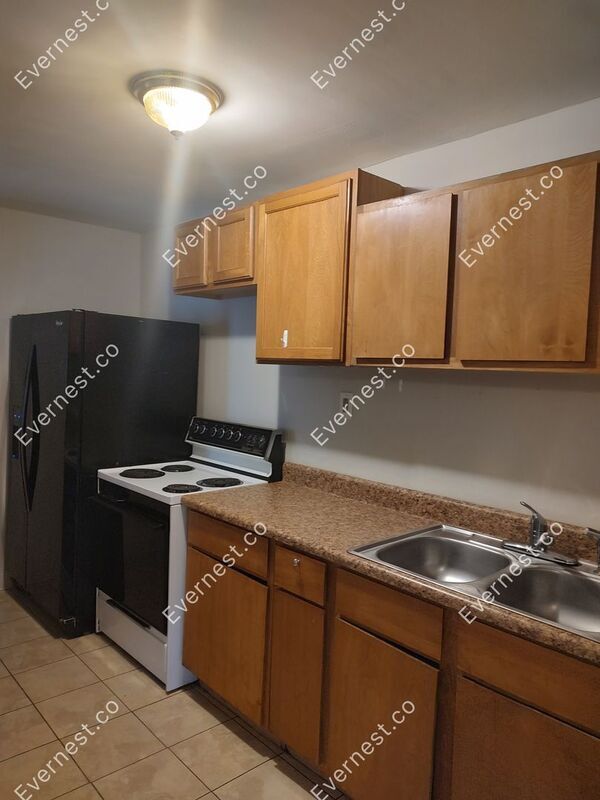 Building Photo - 6312 Raytown Rd