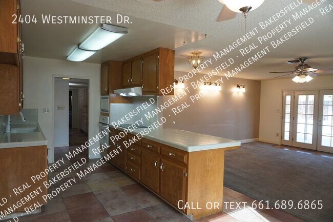 Building Photo - 2404 Westminster Drive