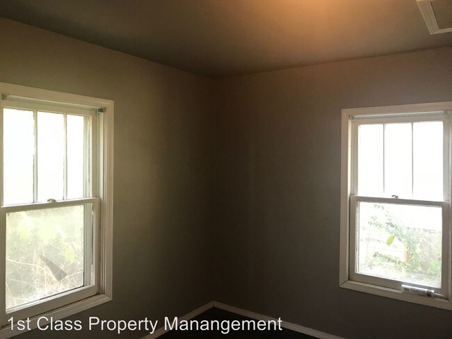 Building Photo - 2 br, 1 bath House - 1204 Apple St