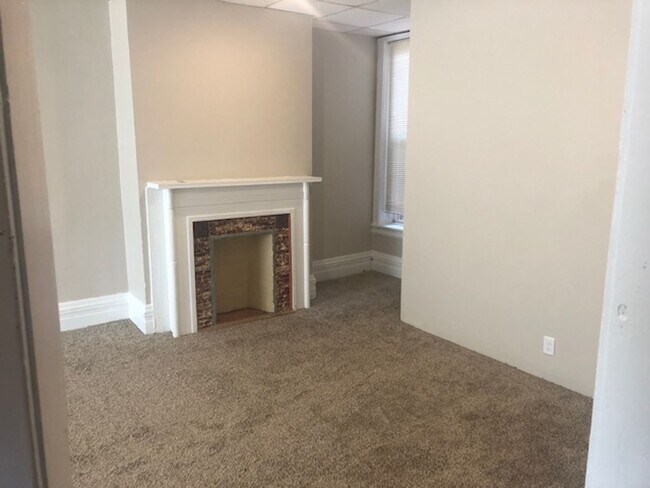 Foto del edificio - 1430 E 3rd St
