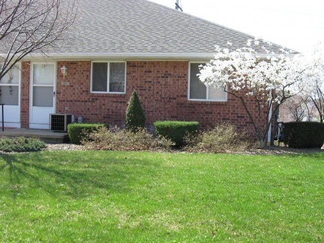 Foto del edificio - 4630 Idyllbrook Village Ln