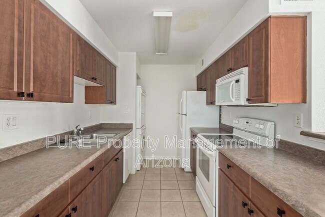 Foto del edificio - 5995 N 78th St