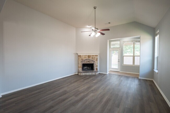 Foto del edificio - Stunning Paloma Creek Single Story