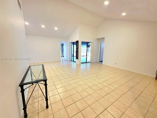 Building Photo - 2320 Dover