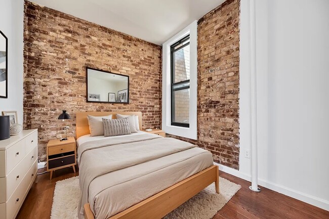 Foto del edificio - 303 Broome St