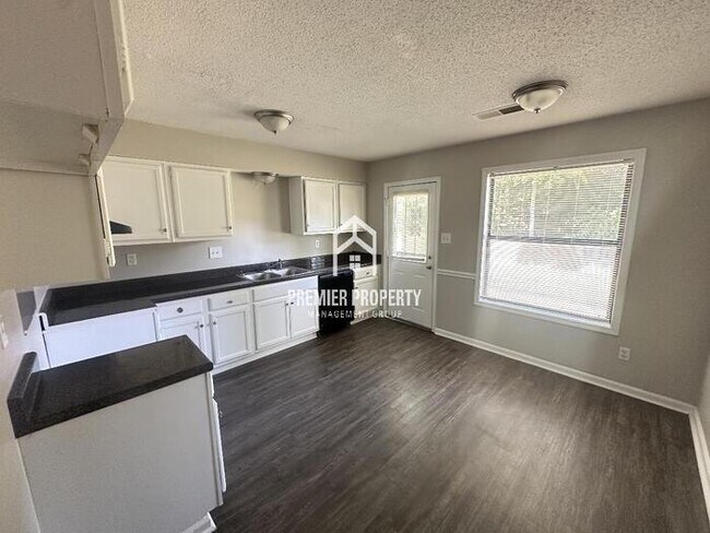 Building Photo - 4247 Moon Fall Way - Available NOW!