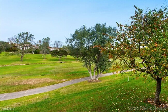 Building Photo - 2 br, 2 bath Condo - 11942 Rancho Bernardo...