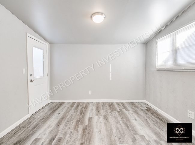 Photo - 305 W Marshall Dr (Midwest City, OK) House
