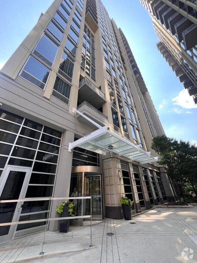 Building Photo - 700 N Larrabee St
