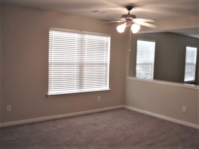 Building Photo - 2431 Braypark Ln