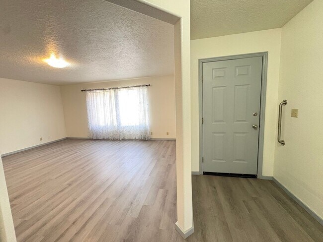 Foto del edificio - Enoch House Available For Rent