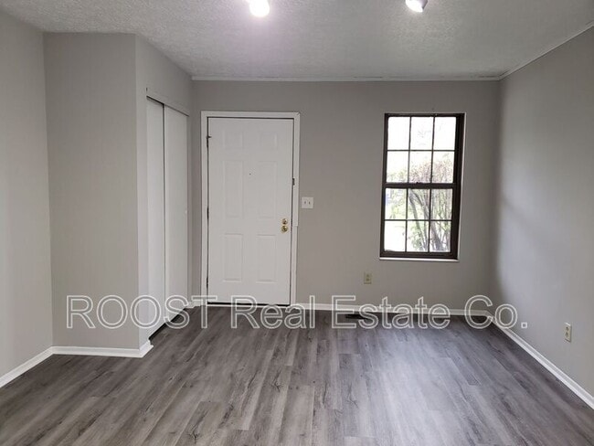 Building Photo - 3804-3806 Zephyr Pl