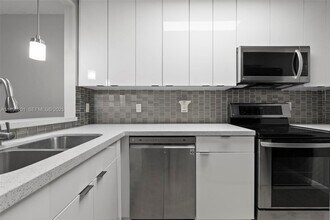 Building Photo - 3586 N University Dr