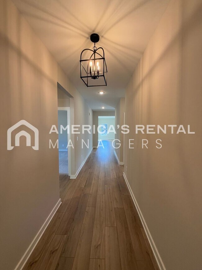 Building Photo - Home for rent in Riverside!  DEPOSIT PENDI...