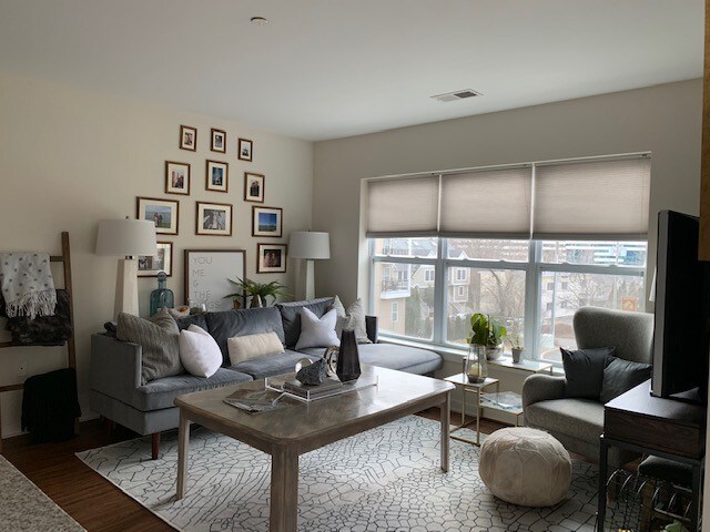 Foto principal - 34 Oakwood Ave