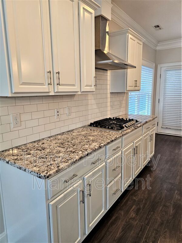 Foto del edificio - 1392 Brown Velvet Ln
