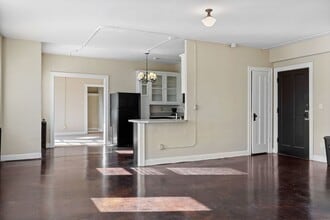 Building Photo - 111 E 16th St