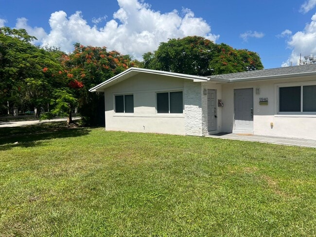 Building Photo - 11942 SW 81st Rd