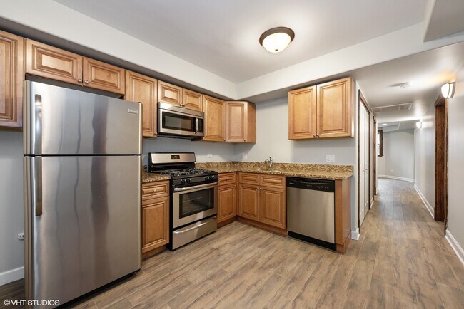 Building Photo - 3428 N Damen Ave.