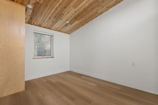 Foto del edificio - Morris Street Commons Modualr Living! 2/1 55+ Community Living!