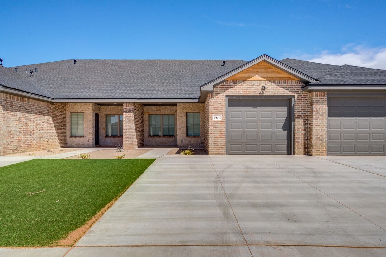 5837 Virginia Ave, Lubbock, TX 79407 Townhome Rentals in Lubbock TX