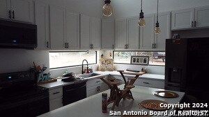 Foto del edificio - 1745 Blueridge Dr