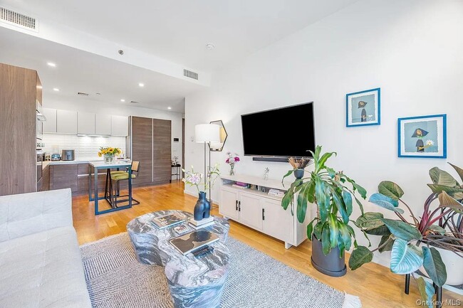 Foto del edificio - 1110 Madison St