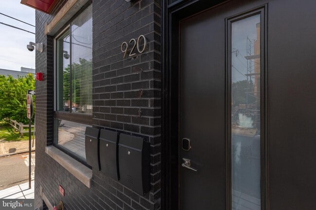 Building Photo - 920 W Susquehanna Ave