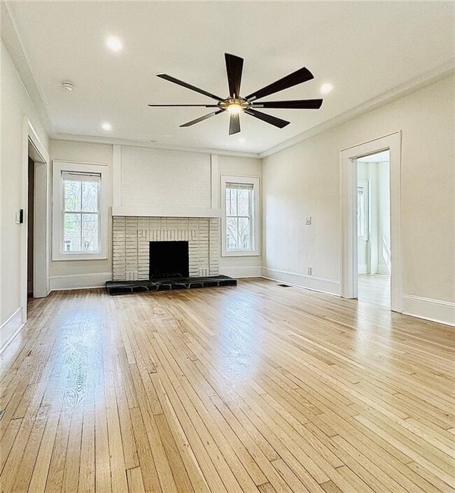 Building Photo - 38 Delmont Dr NE