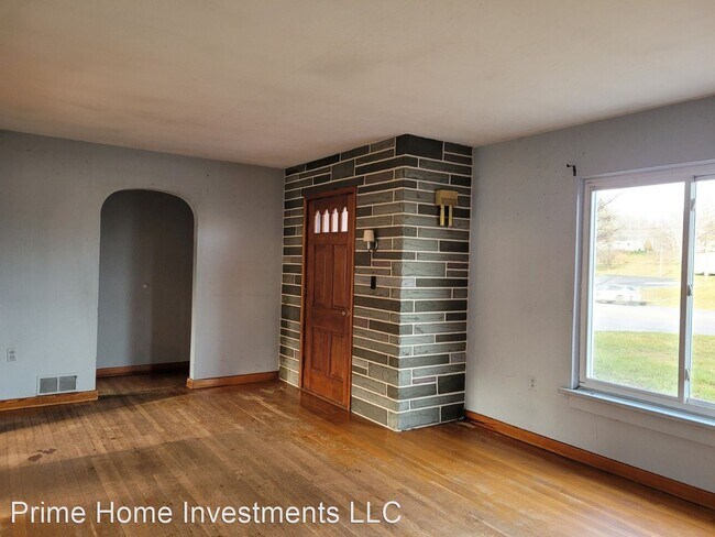 Building Photo - 2 br, 1 bath House - 3943 Westbranch Highway