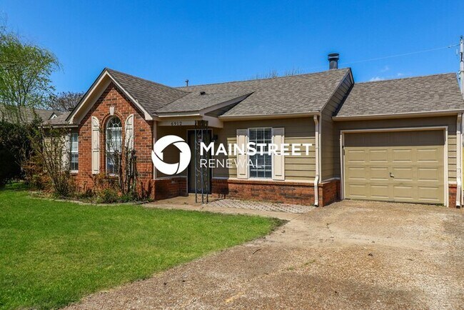 Building Photo - 3 Bedroom Pet-Friendly Home in Cordova, TN with Main Street Renewal