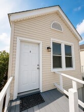 Building Photo - 4114 Avenue S 1/2