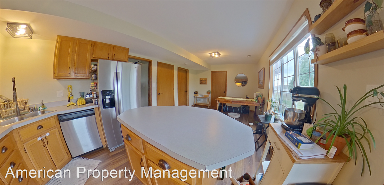 Foto principal - 4 br, 1.5 bath House - 416 Butterfield Rd
