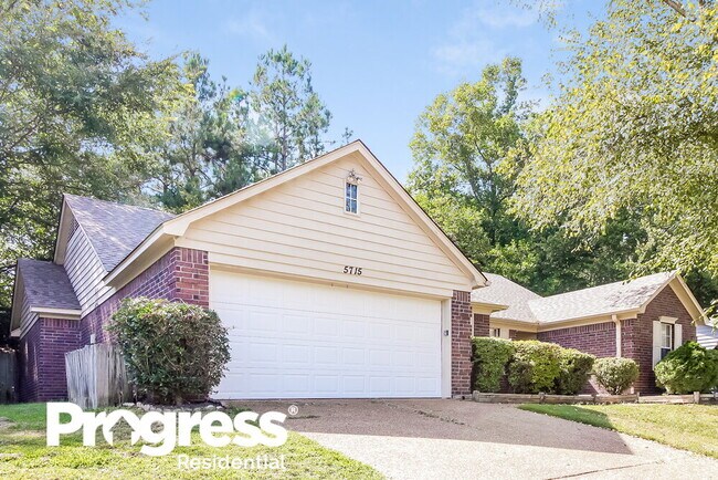 Foto del edificio - 5715 Riverhead Ave