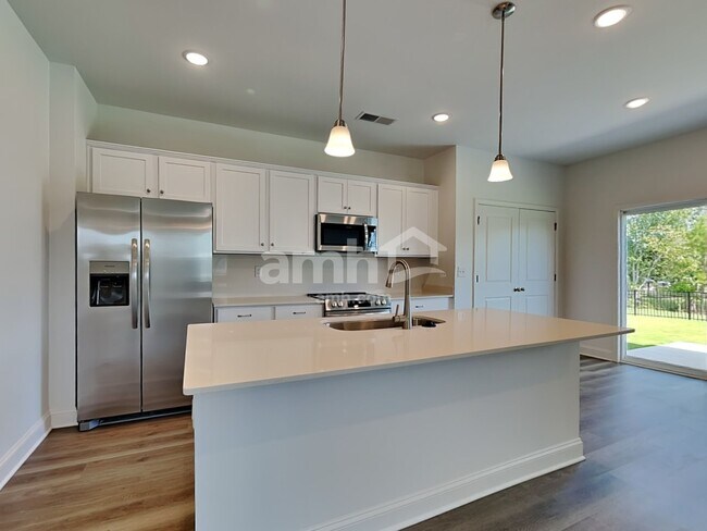 Foto del edificio - 4728 Smt Vw Ct