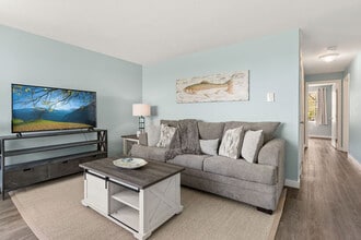 Building Photo - 911 Ocean Blvd Building Photo - 911 Ocean Blvd