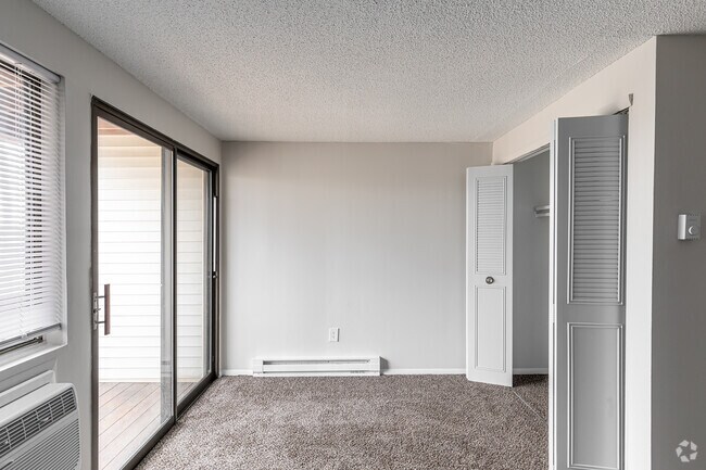 Estudio (550 pies cuadrados) - Sala de estar - Ridgefield Apartments