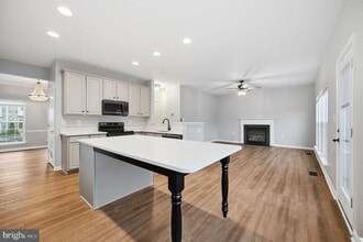 Building Photo - 198 Union Ridge Dr