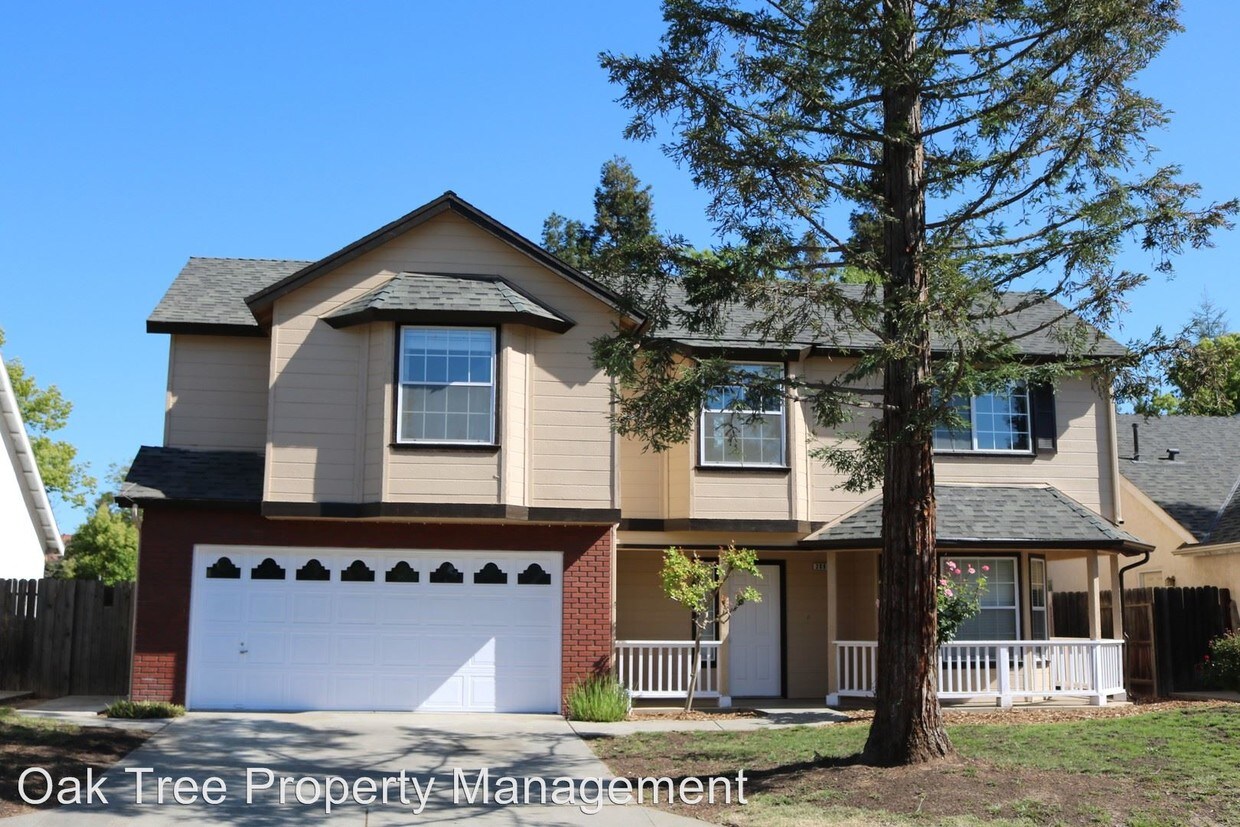 Primary Photo - 4 br, 3 bath House - 2086 E. Niles Avenue