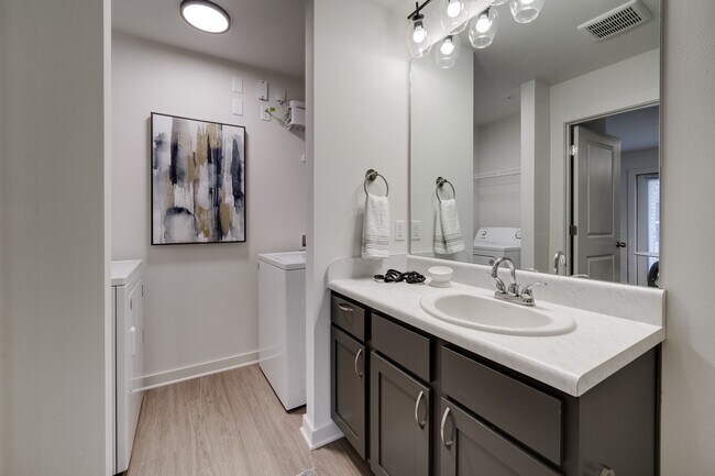 Foto del edificio - Brentwood Apartments