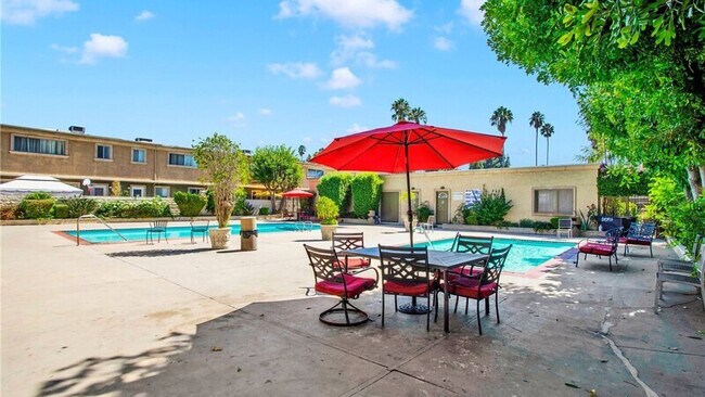 Foto del edificio - 20235 Cohasset St