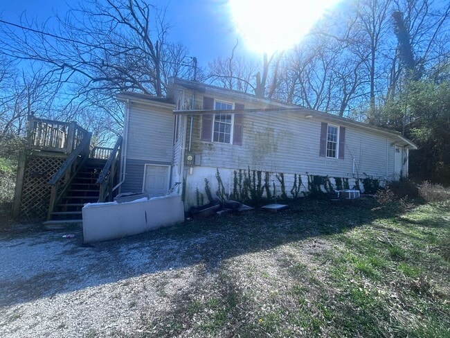 Building Photo - 514 Brookside Ave