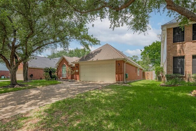 Foto del edificio - 9502 Willow Crossing Dr