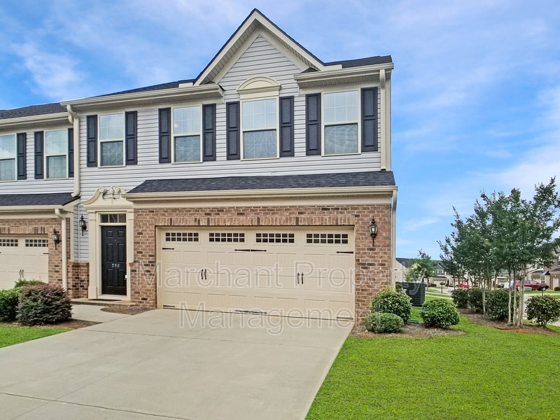 Primary Photo - 300 Corday Ln