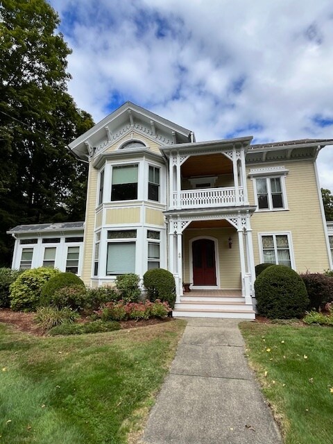 Foto principal - 49 Beacon St