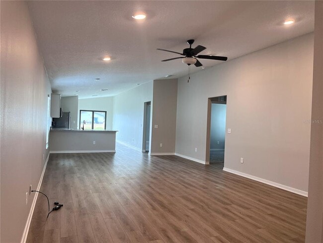 Foto del edificio - 5755 Deep River Ave