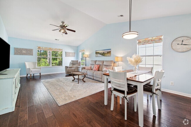 Building Photo - 1071 Blue Stem Dr