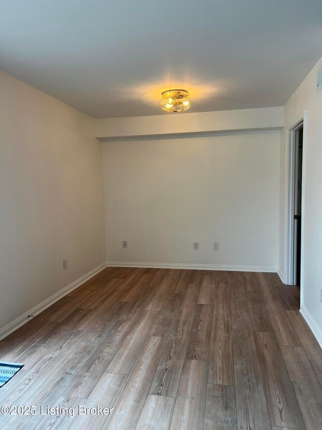 Building Photo - 524 Jurich Ct