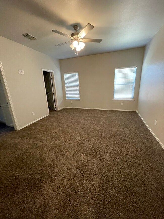 Foto del edificio - Beautiful Home Minutes from Lubbock's Finest!